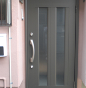 枚方市O様邸　玄関ドア取替え