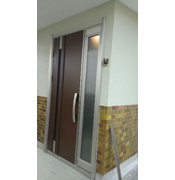 枚方市A様邸玄関ドア取り替え工事